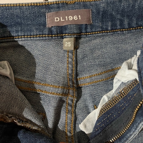 DL1961 Wallace High Rise Crop Flare Jeans Briggs - Picture 4 of 6